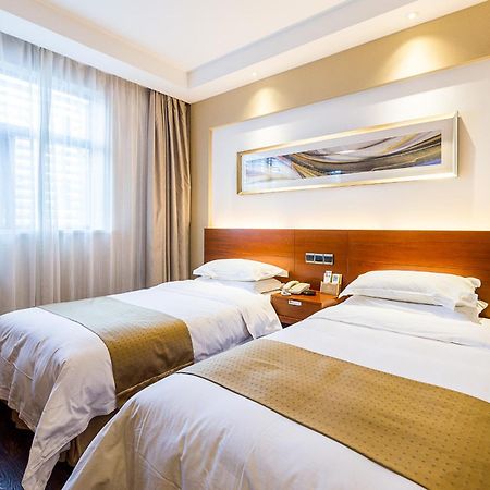 Maixinge Boutique Hotel Chuansha Branch Шанхай Екстер'єр фото